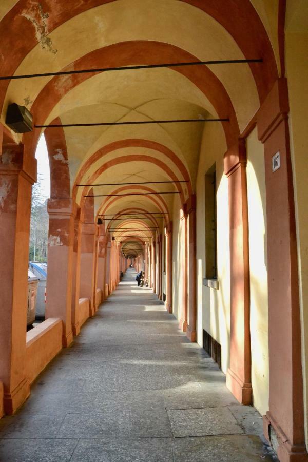 Апартаменты Il Portico Di Saragozza Болонья Экстерьер фото